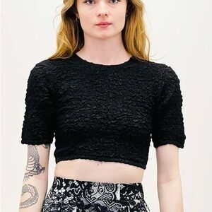 Ganni Cotton Poplin O Neck Smocked Cropped Tee in Black - Size 44 XL